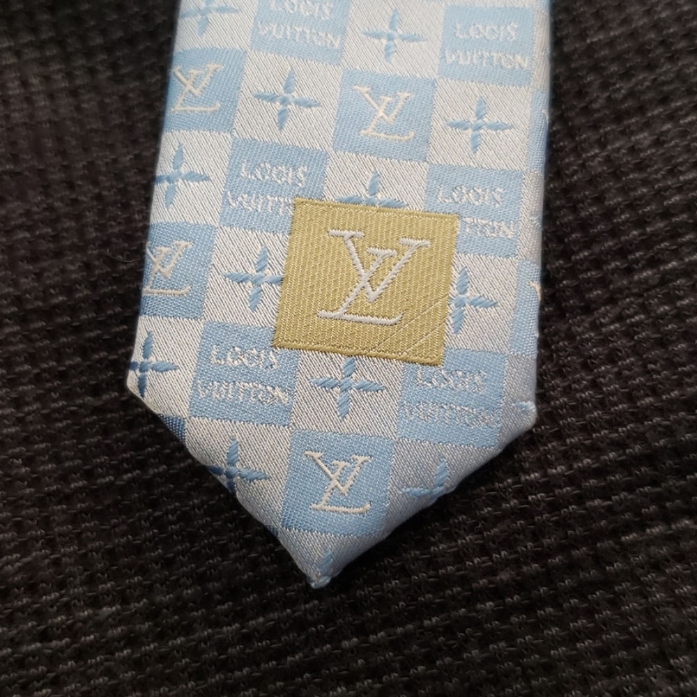 Louis vuitton paris necktie - Picture 3 of 4